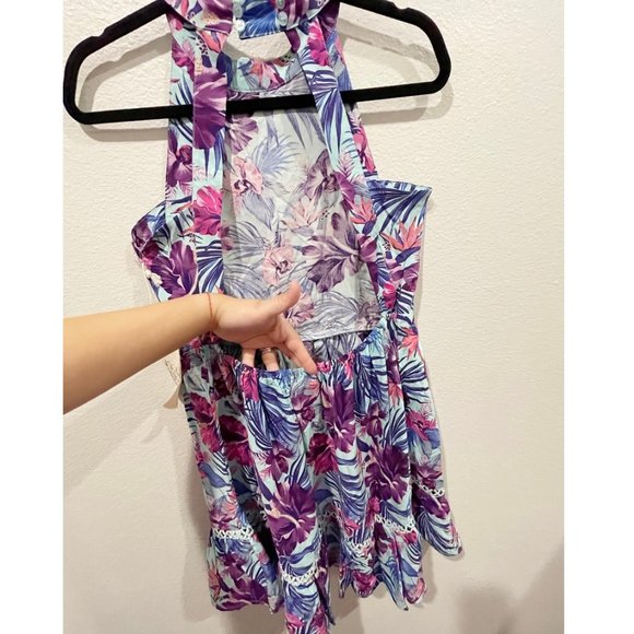 SUNDAY MI AMOR Open Back Floral Mini Dress - Picture 6 of 8